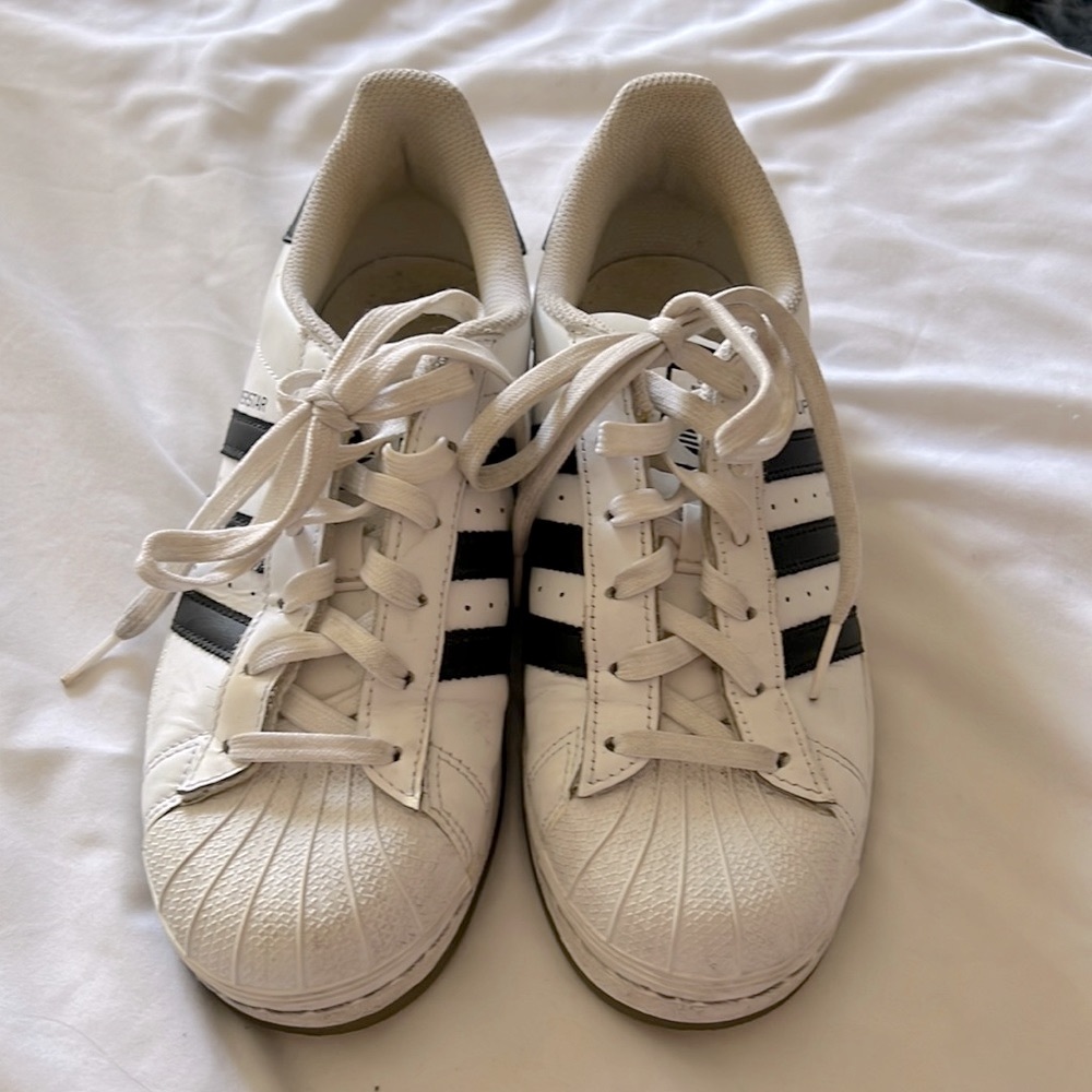Adidas Superstars, Black/White, Size 5.5 mens or kids sizing. 7-7.5 Womens